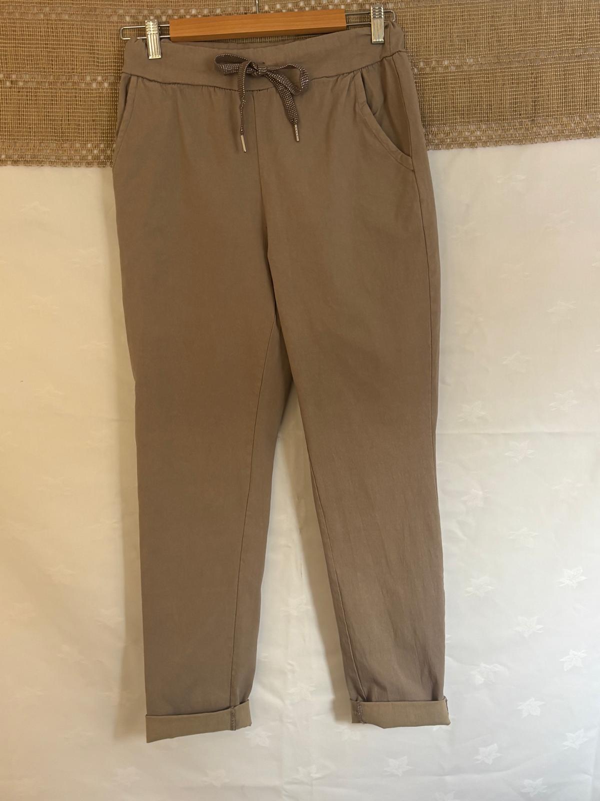 Mila Magic Pants